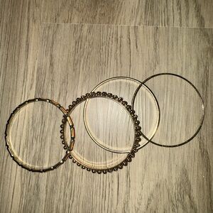 Elegant Gold Bangle‎ Set
